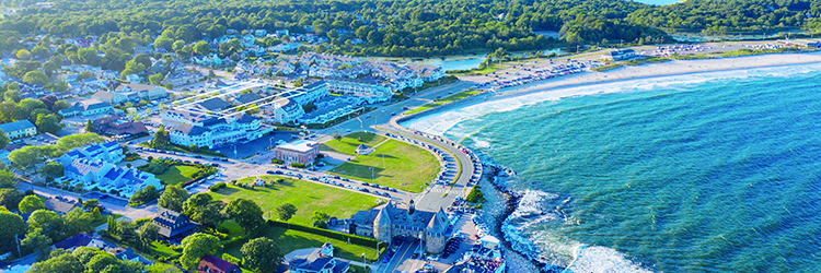 Arakelian of Lila Delman Real Estate sells Pier Marketplace for $1.8 million - on behalf of the seller GP Pier Retail LLC